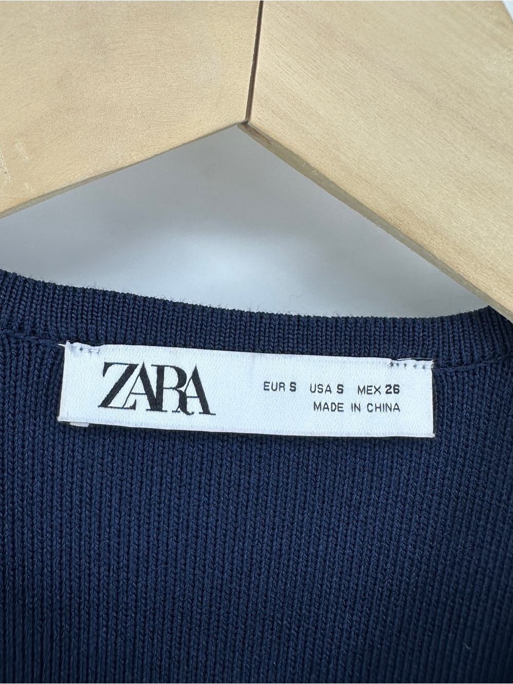 Zara Basic Knit Button Top in Navy Blue - Picture 6 of 10